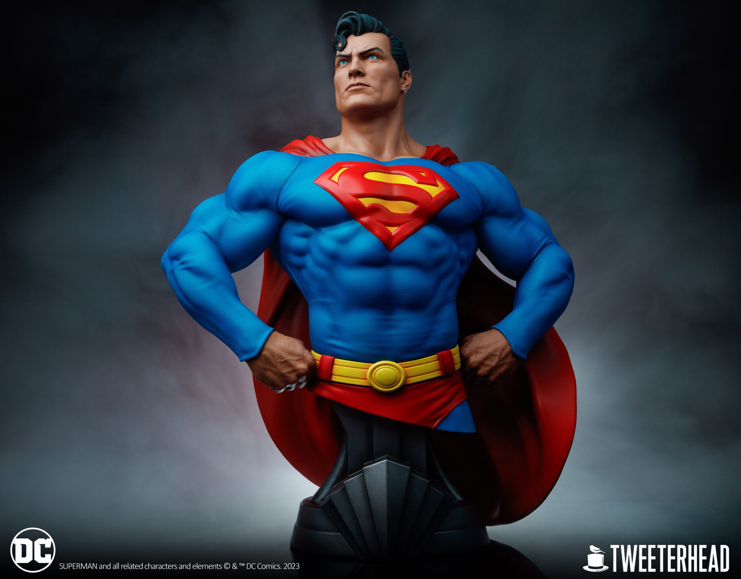 https://tweeterhead.com/wp-content/uploads/2023/11/001-Tweeterhead-Superman-Bust-394-scaled.jpg